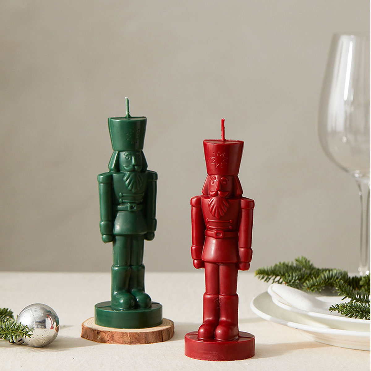 Large Nutcracker Soldier Plast - Nutcracker Figurine 评论和价格